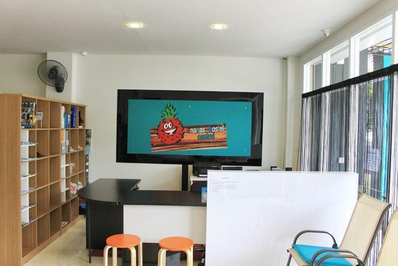 Ananas Phuket Central Hostel