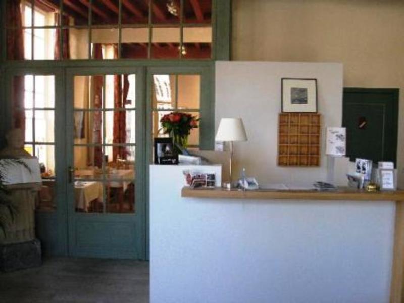 Adornes Hotel
