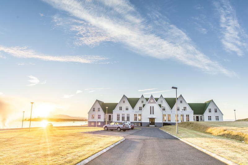 Heradsskolinn Guesthouse