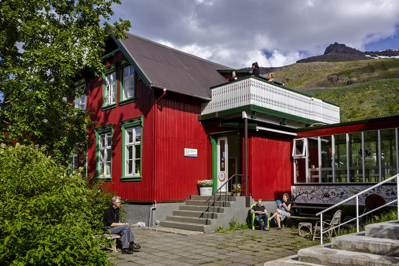 Hafaldan HI hostel - Old Hospital