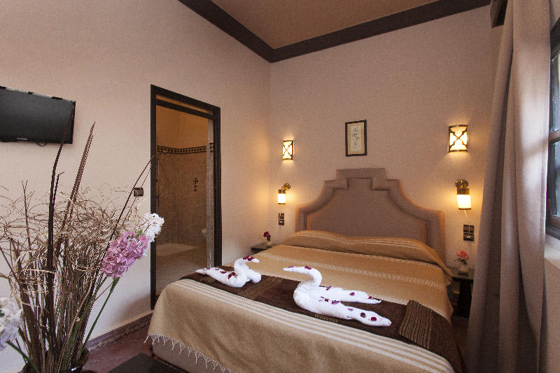 Al Riad Riad Al Madina in Essaouira, Morocco - Book Budget Hotels with ...