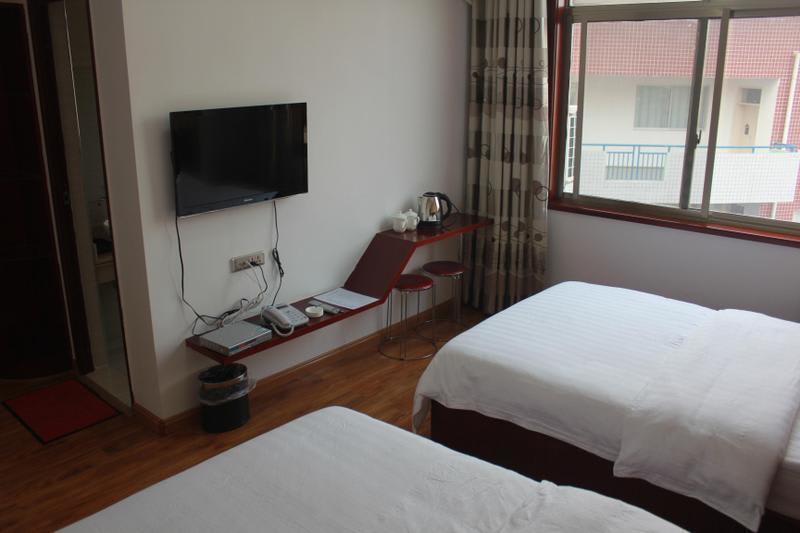 Yijiaqin Guesthouse