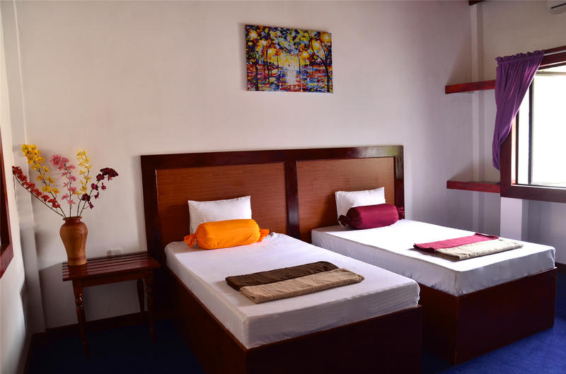Charm Inn Tourist Rest B&B