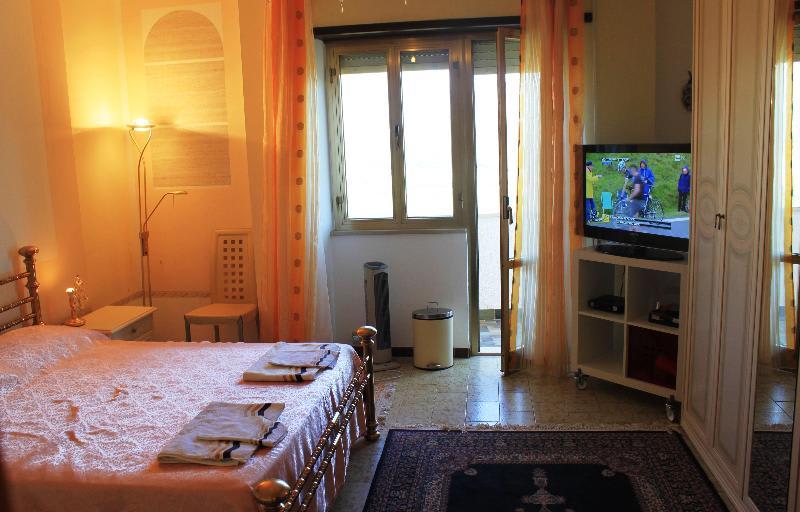 B&B Altura, PROSSEDI - 2024 Prices & Reviews - Hostelworld