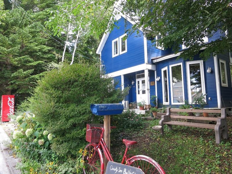 Bellscabin Cafe & Guesthouse
