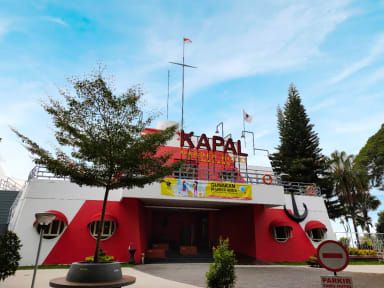 Photos of Kapal Garden Hostel