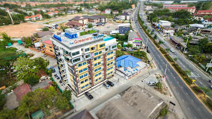 Fotky The Greenery Central Suites