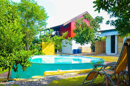 Bougainvillea Paradise Campground Hostel照片
