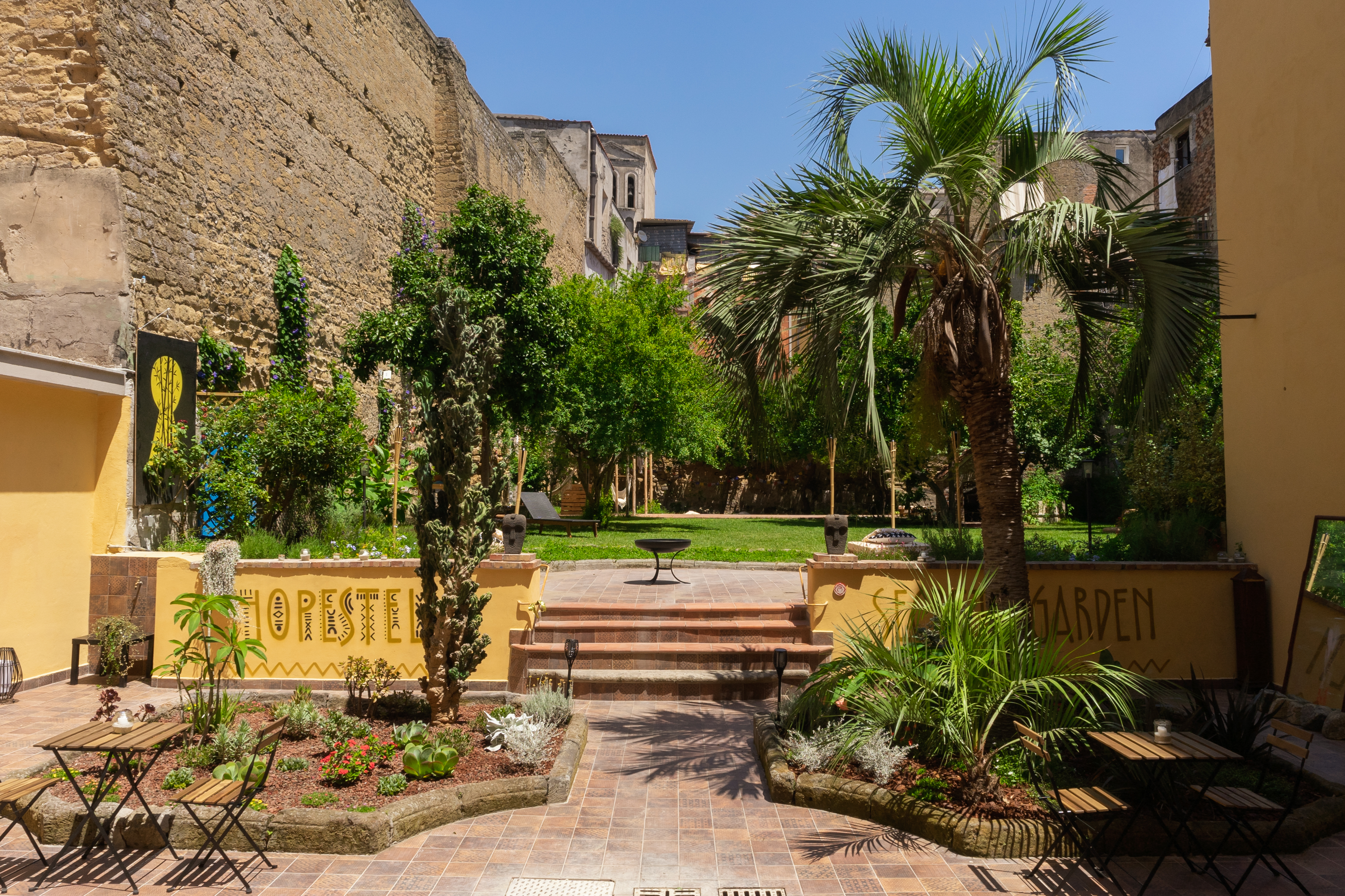 Hopestel Secret Garden stay