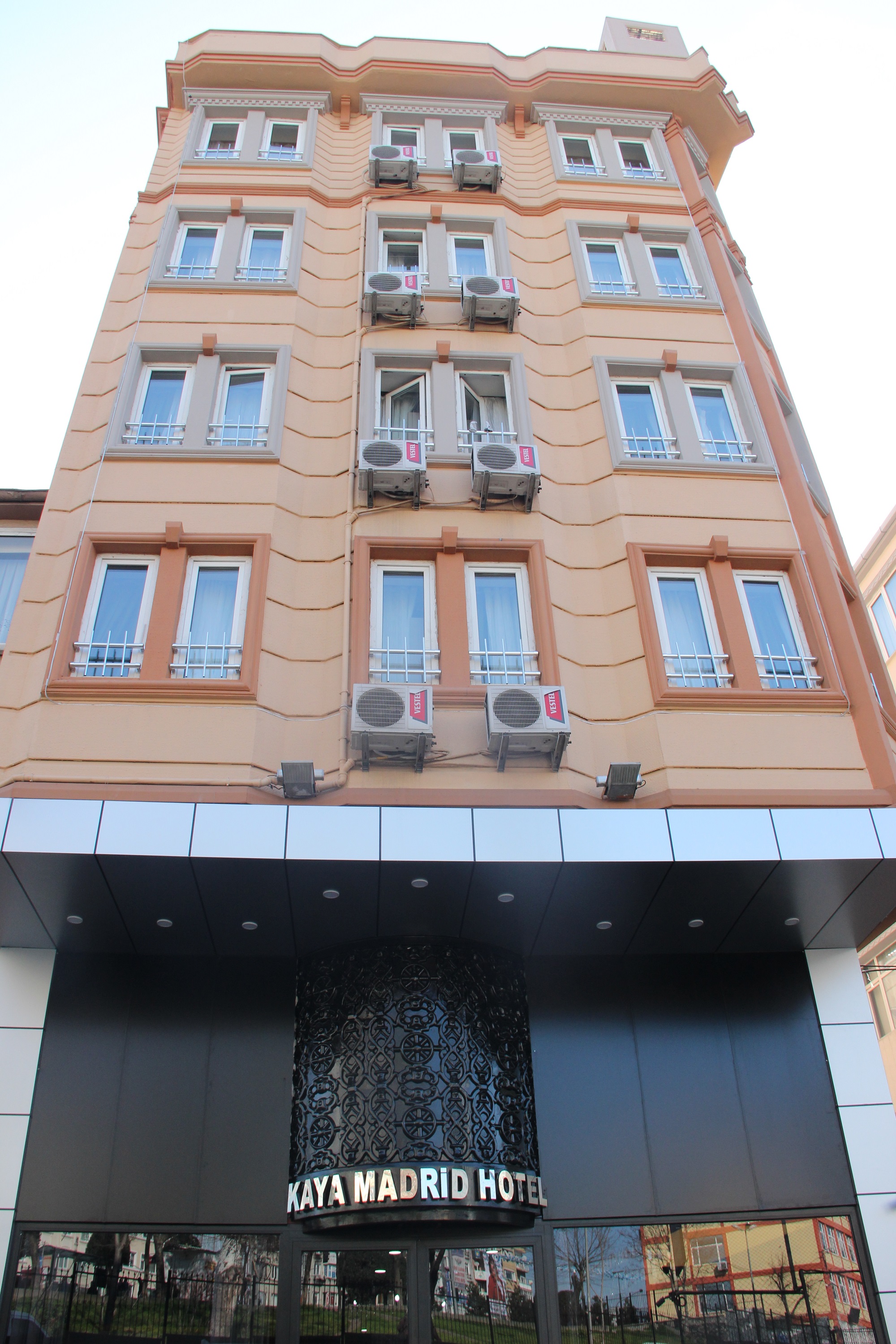 Kaya Madrid Hotel, Istanbul | Book Hotel at Hostels.com